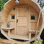 Apartment Cosy Aphrodite Avec Acces A La Piscine Et Au Jacuzzi