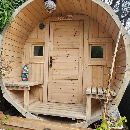 Lägenhet Cosy Aphrodite Avec Acces A La Piscine Et Au Jacuzzi