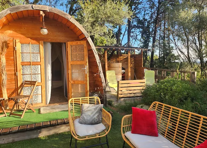 La D'aphrodite Avec Jacuzzi Vue شقة